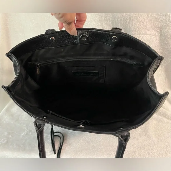 Rebecca Minkoff Megan black leather tote - Picture 5 of 9